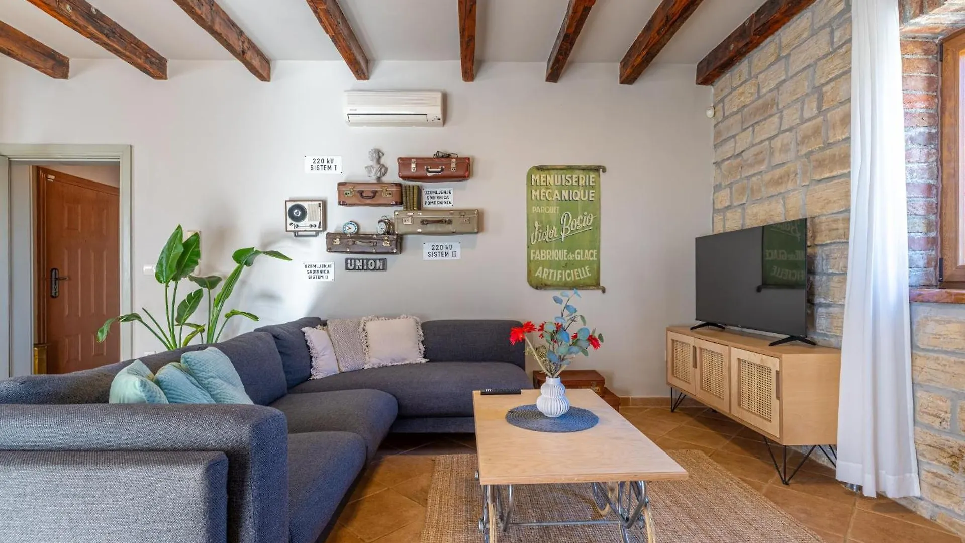 Villa Paradis 13 Butkovici  Holiday home